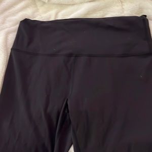 Lululemon used-good black leggings size 14